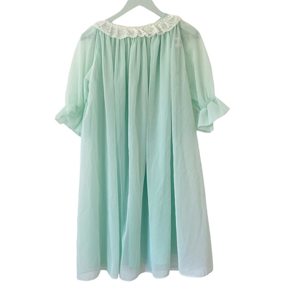 Vintage nylon nightgown and robe set mint green Size medium - Picture 2 of 8